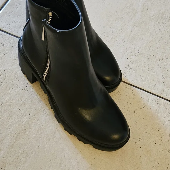 Shoe Dazzle Shoes Shoedazzle Danilyn Black Boots 7 Poshmark